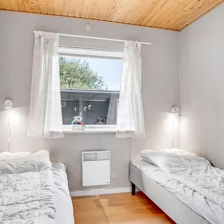 Rikhard - 75m From The Sea By Interhome